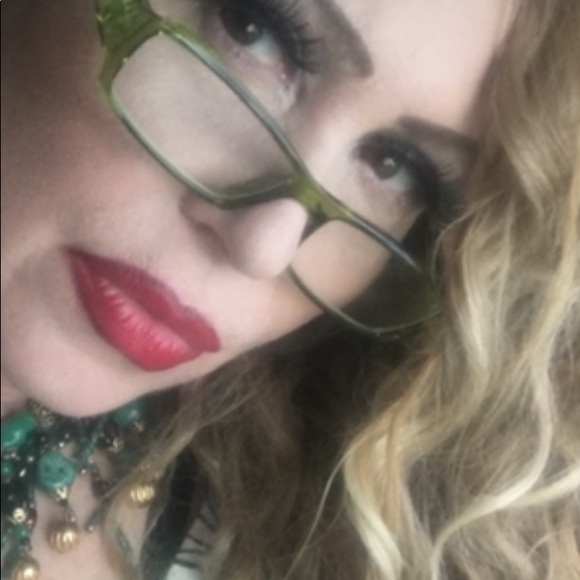 Meet your Posher, Jill - Picture 9 of 14